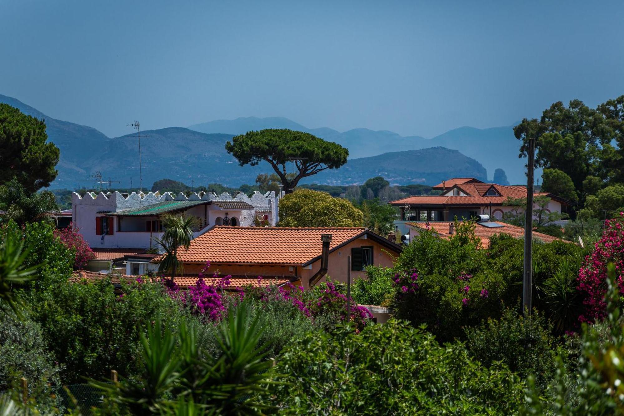 I Lecci Guesthouse San Felice Circeo Exteriör bild